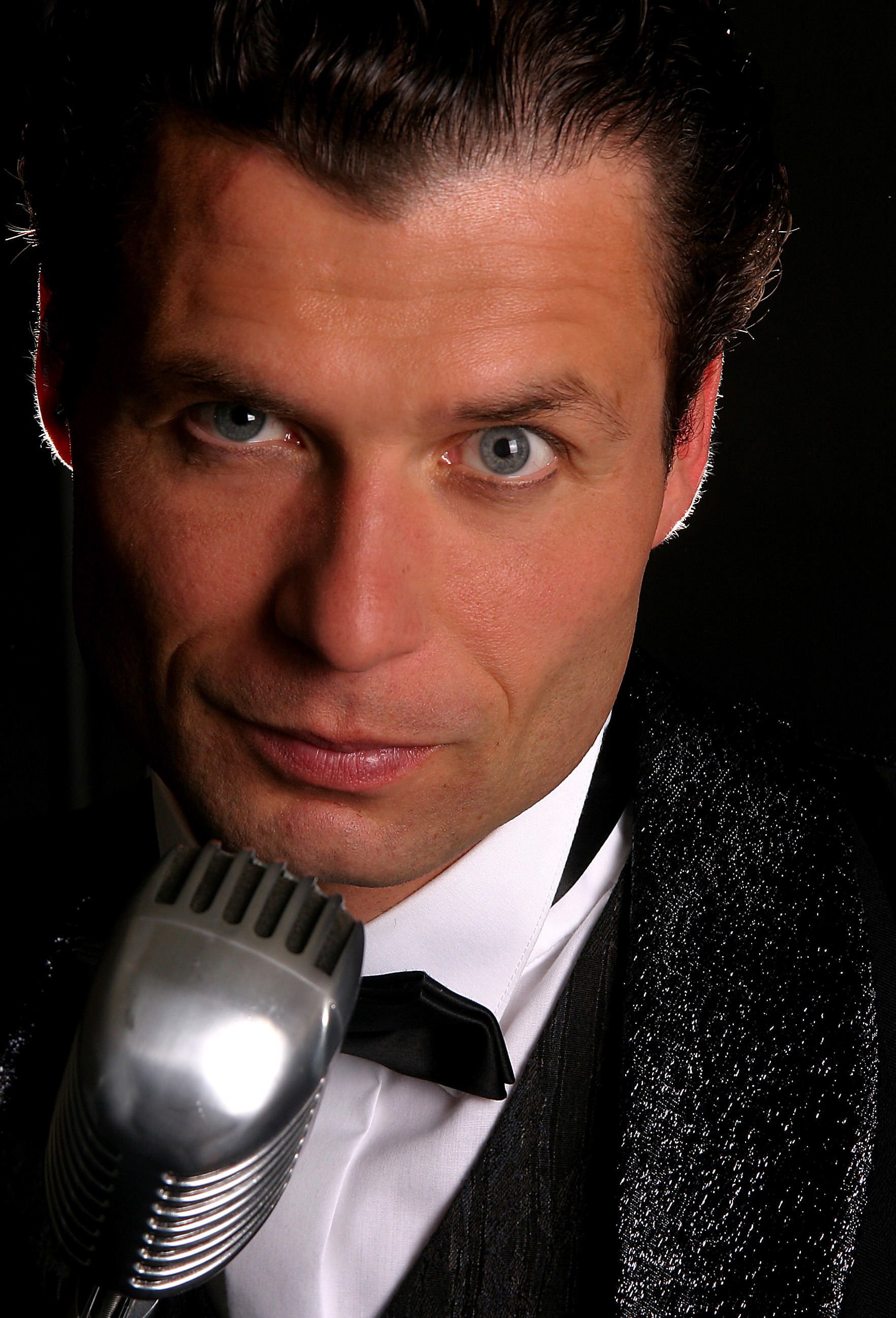 ELVIS PRESLEY - MEMORIES -